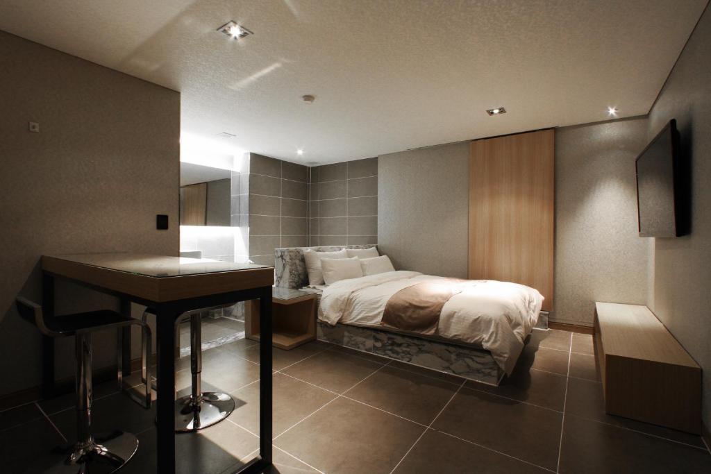 Haeundae Yeoubi Hotel Busan Bagian luar foto