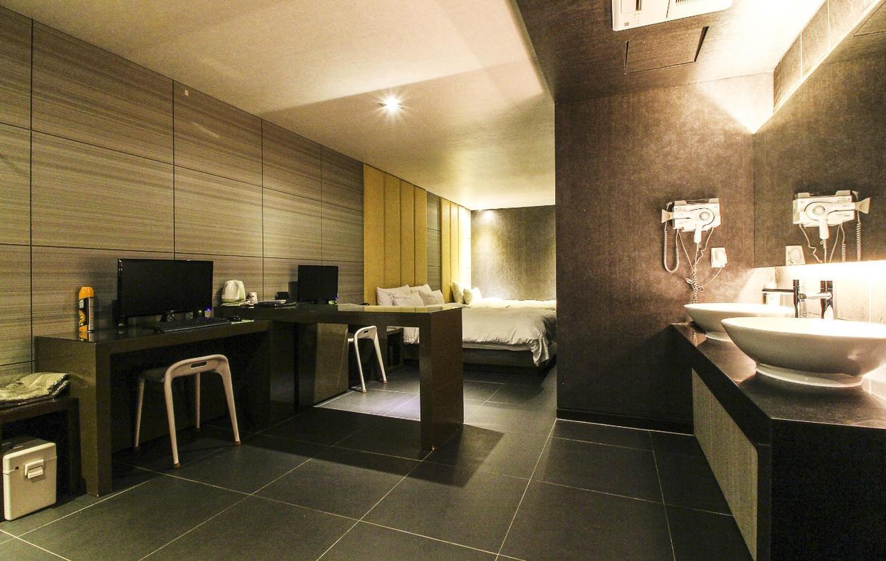 Haeundae Yeoubi Hotel Busan Bagian luar foto