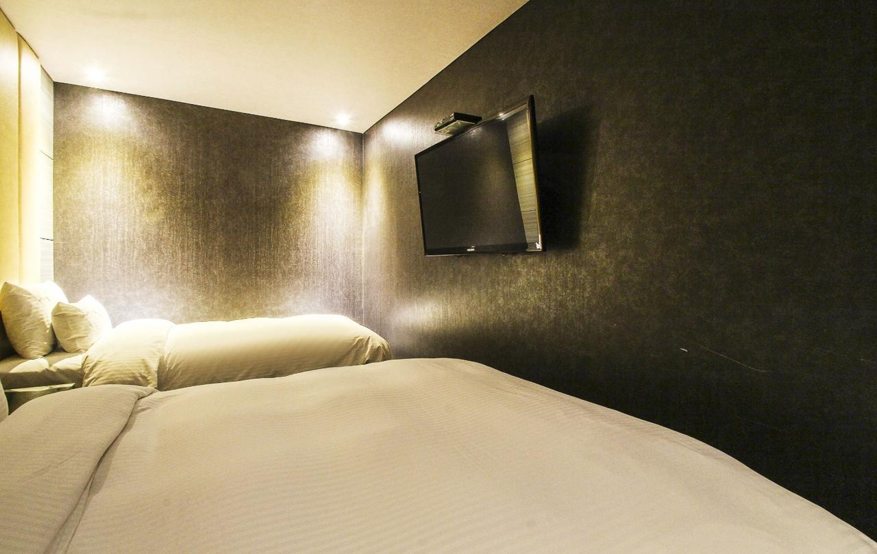 Haeundae Yeoubi Hotel Busan Bagian luar foto