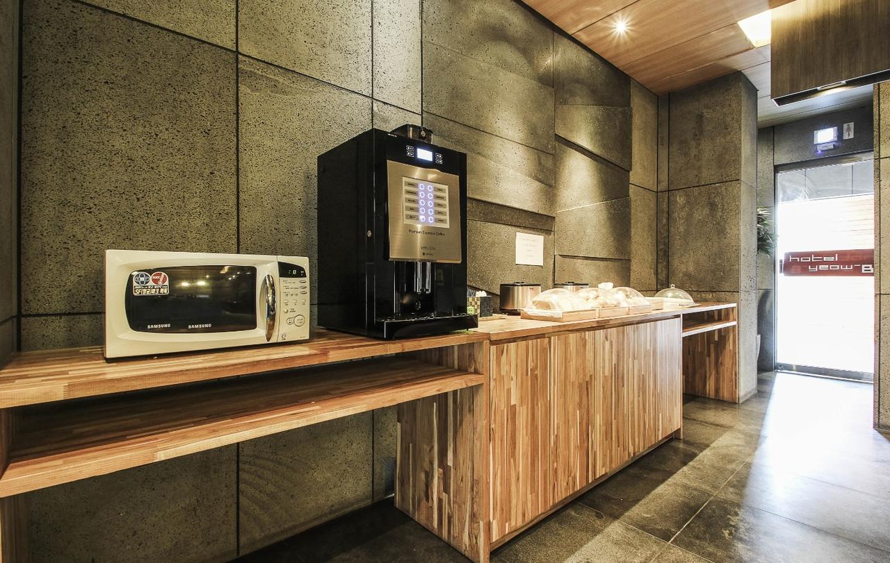Haeundae Yeoubi Hotel Busan Bagian luar foto