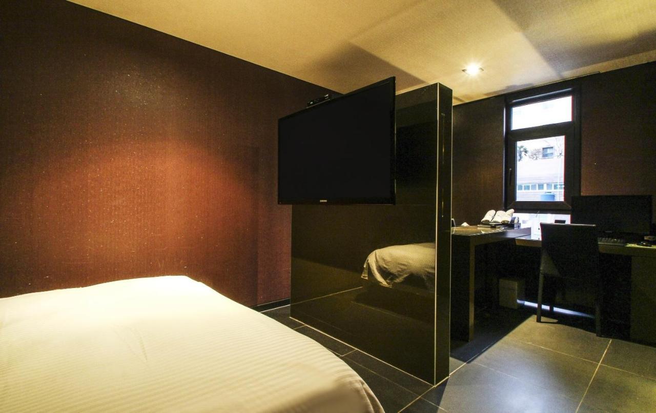 Haeundae Yeoubi Hotel Busan Bagian luar foto
