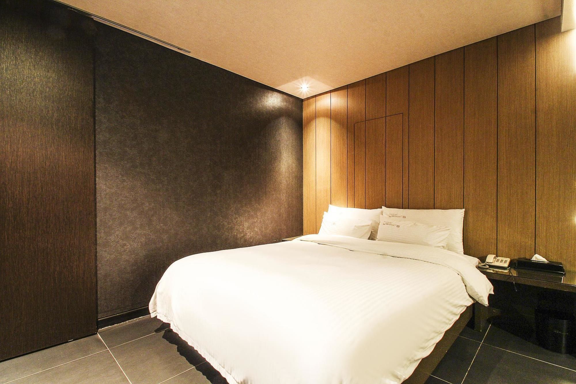 Haeundae Yeoubi Hotel Busan Bagian luar foto